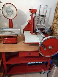 Affettatrice Con Volano 