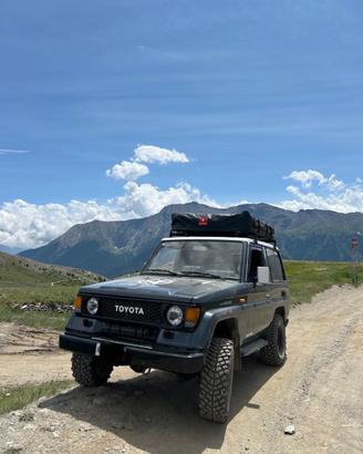 Toyota land cruiser