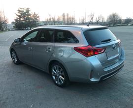 TOYOTA Auris - 2013