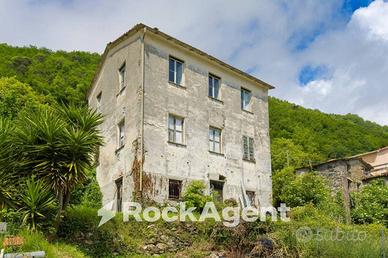 VILLINO ADATTO PER STRUTTURA RICETTIVA