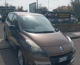 Renault Scenic Scénic XMod 1.6 dCi 130CV Luxe LEGG