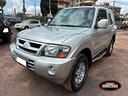 mitsubishi-pajero-2-5-tdi-3p-gls1-autocarro