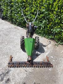 motocoltivatore con accessori 