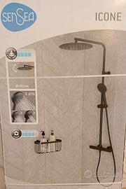 Colonna con miscelatore termostatico doccia.