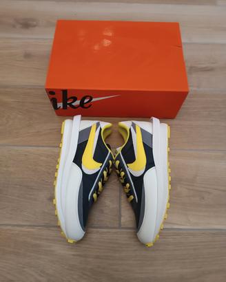 Scarpe Nike X Sacai numero 43