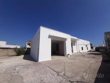 Locale commerciale Alessano