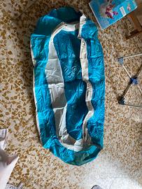 Piscina e salvagente unicorno