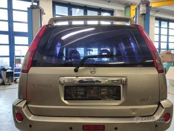 Portellone nudo NISSAN X-TRAIL del 2005