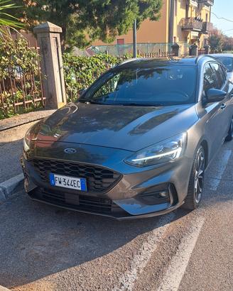 ford focus stline