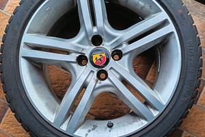  4 gomme da neve complete di cerchi in lega