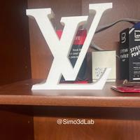 Logo stile Louis Vuitton
