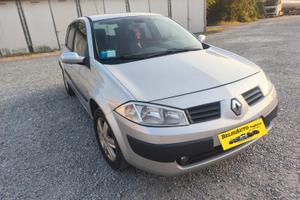 Renault Megane 2006---1.4 Diesel