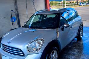 Countryman 1.6 tetto panoramico NEOPATENTATI