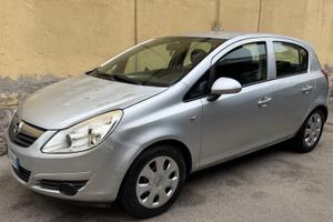 Opel corsa 1.2 gpl