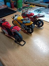 ducati minichamps scala 1:12