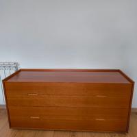 Cassettone e due comodini
