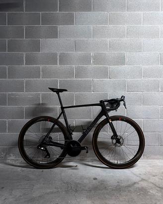 Basso Diamante 56 Ultegra Di2 Fulcrum Speed 40