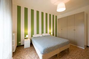 MM ROMOLO - STANZA CON BALCONE PRIVATO LIBERA DA S