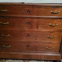 Cassettone in noce 2°metà '800