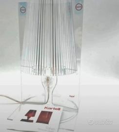 Kartell modello take