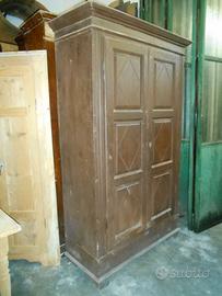 Armadio antico in abete dipinto inizio '800