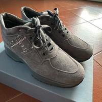 Hogan donna interactive con borchie calzate 1volta