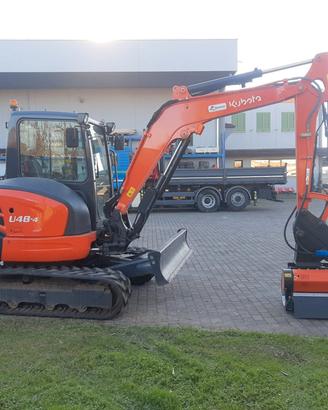 MINIESCAVATORE KUBOTA U48-4 SOLO 2000 ORE