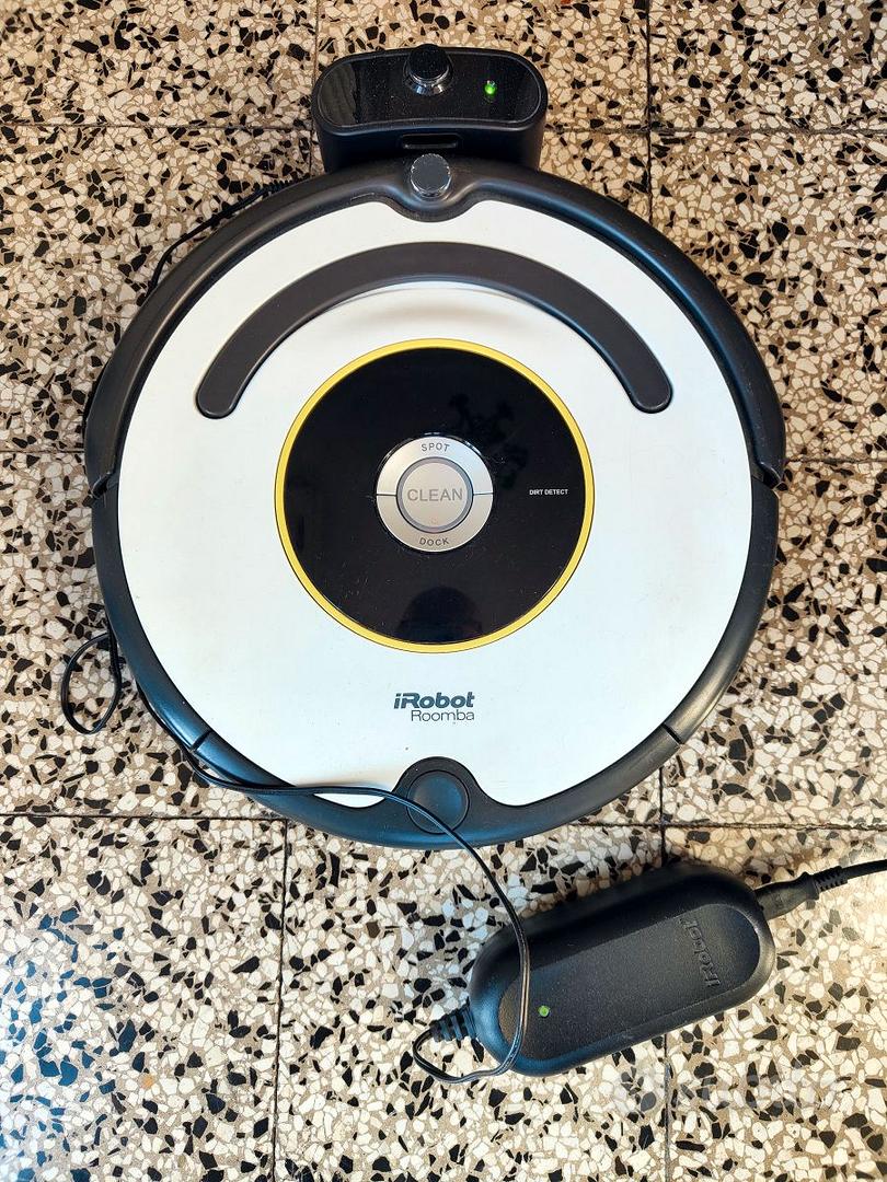 Aspirapolvere IRobot Roomba 620 - Elettrodomestici In vendita a Caserta