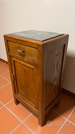 Comodino  primo '900 in noce 