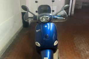 Vespa ET4