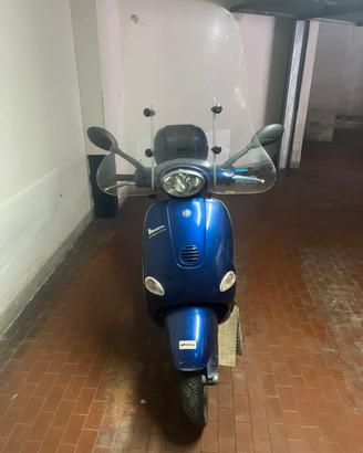 Vespa ET4