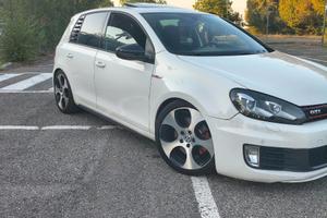 VOLKSWAGEN GOLF GTI MK6