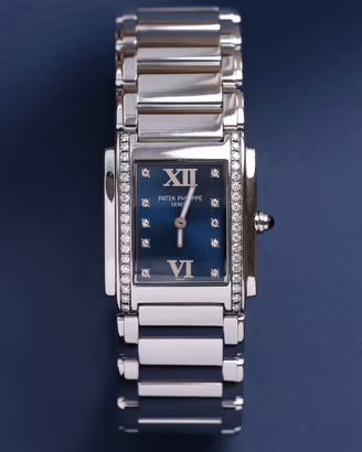 Patek Philippe Twenty4 4910-10A con garanzia
