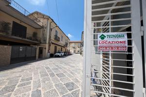 NEGOZIO A MARCIANISE