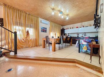 VILLA SINGOLA A SAN GIOVANNI LUPATOTO