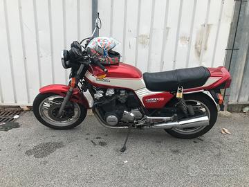 Honda CB900F Bol D'or