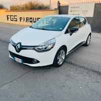 Renault clio 1.2 benzina ideale per neo oagentati