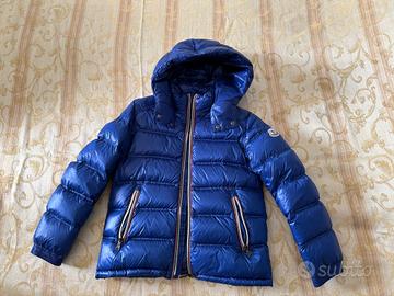 Piumino con cappuccio MONCLER - 10 anni