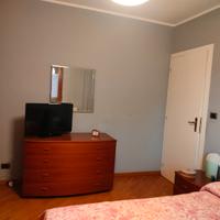 Camera da letto in ciliegio massello 