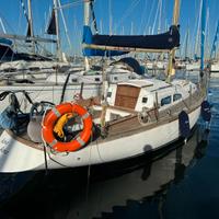 Barca a vela natante
