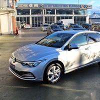 VOLKSWAGEN - Golf - 1.0 TSI EVO Life