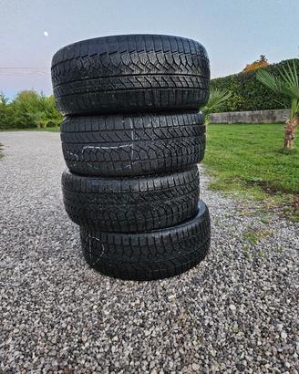 Pneumatici Invernali 