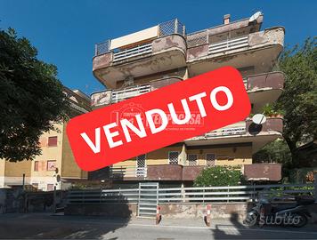 BILOCALE CON BALCONE PERIMETRALE