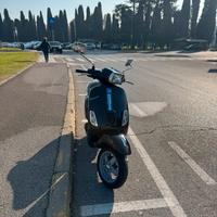 Vespa 125s 2009