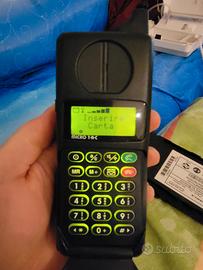 Telefono cellulare motorola international 7200 