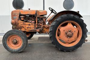Trattore Fiat 25 R - 25 cv