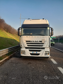 In vendita bellissimo stralis 500