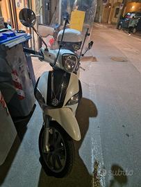 liberty 125 appena tagliandato prezzo trattabile 