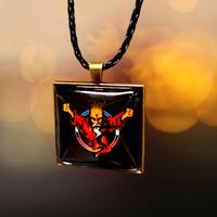 collana Hardcore Thunderdome, cabochon in resina