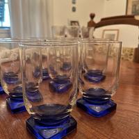 Bicchieri Bormioli Rocco vintage con dettaglio blu